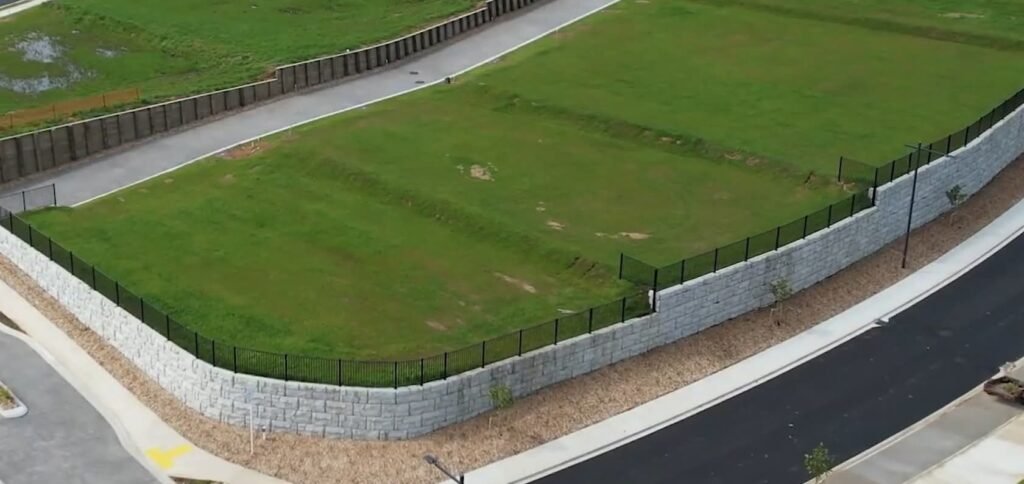 Retaining wall service